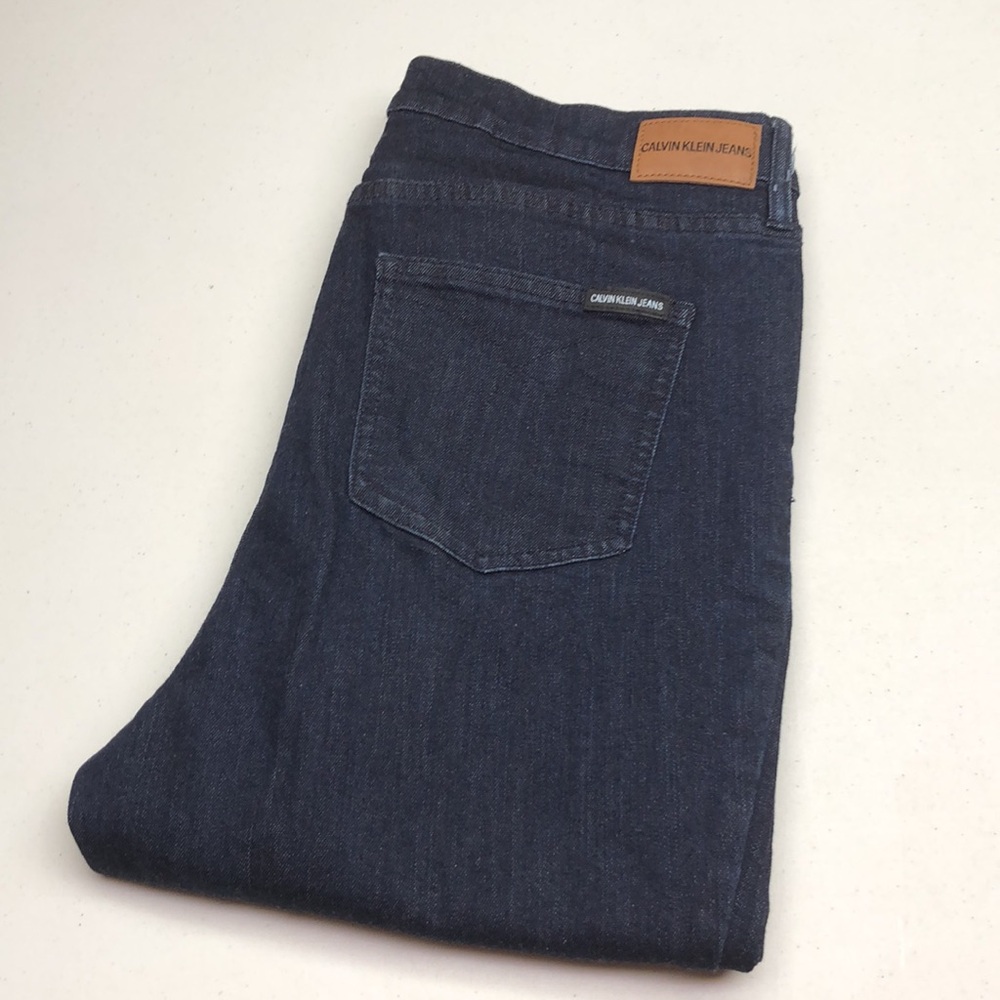 LIKE NEW CALVIN KLEIN HIGH-RISE SKINNY JEANS 14/32x28 ⭐️